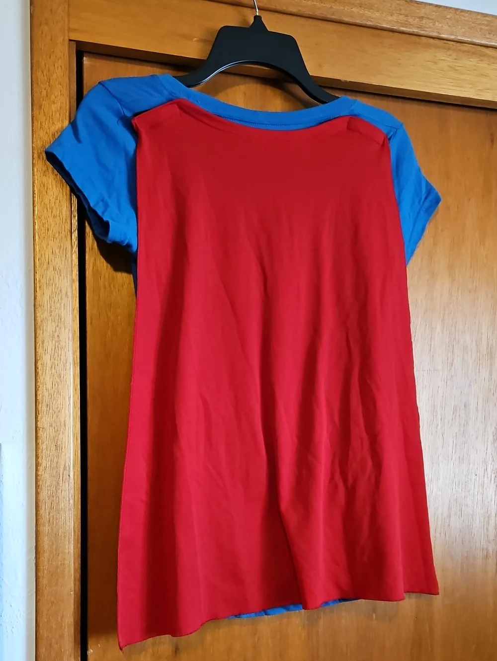 Superman Shirt With Cape Sz Med Boys